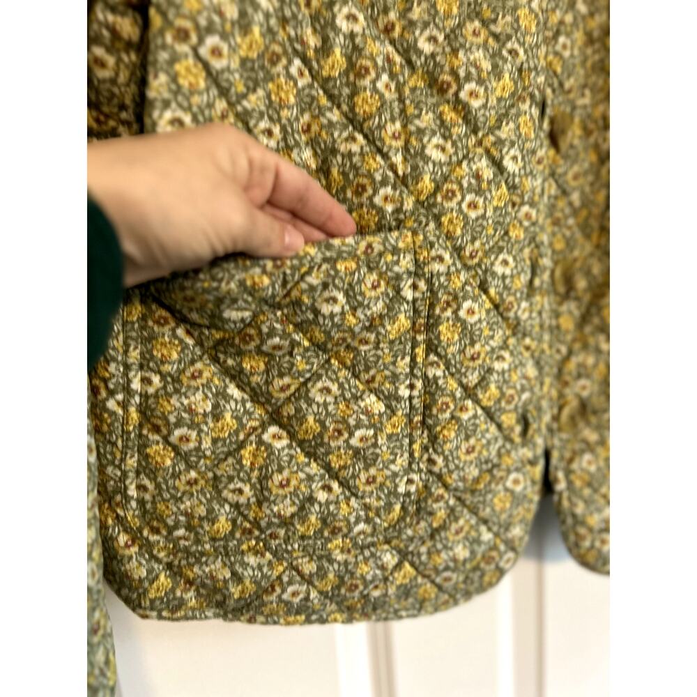 Laura Ashley Quilted Green Jacket, size Large - Picture 3 of 5